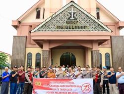KUNJUNGAN KAPOLRES BELAWAN KE GEREJA GBKP BELAWAN DALAM RANGKA MEMPERINGATI HARI BHAYANGKARA