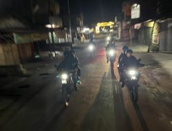 Patroli Dini Hari, Brimob Polda Sumut Antisipasi Guantibmas dan Sambangi Warga Secara Humanis di Medan