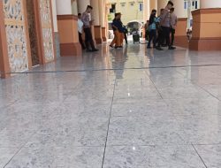 Tebarkan Kedamaian dan Jadi Teladan di Tengah Masyarakat, Pesan Kakanwil Saat Sambut 356 Jemaah Haji Kloter 14 Debarkasi Medan