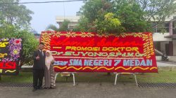 Keluarga besar SMA N 7 Medan, Mengucapkan Selamat dan Sukses atas Pengukuhan Gelar Doktor Dr. Suyono, S.Pd., M.Or.