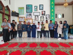 Wartawan Medan “Mengetuk Pintu Langit” Mendo’akan Lima Jurnalis yang Hilang Saat Meliput Erupsi Gunung Anak Krakatau