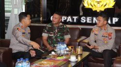 Kapolres Binjai dan Kapolres Langkat Berikan Surprise HUT TNI ke-81, Perkuat Sinergitas TNI-Polri
