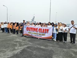 TUMBUHKAN JIWA BAHARI DI ATAS GELADAK KAPAL PERANG : RATUSAN PELAJAR KOBARKAN SEMANGAT CINTA LAUT DI KODAERAL I